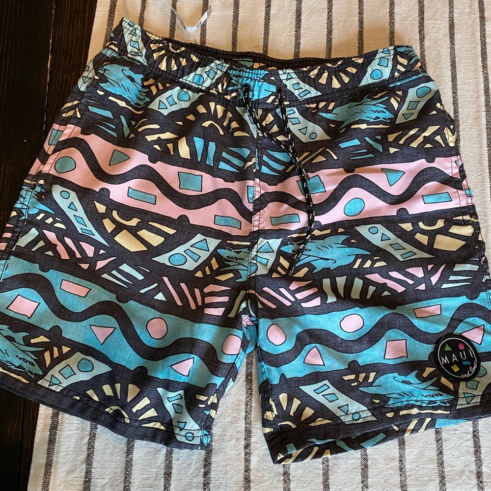Maui and Sons summer shorts